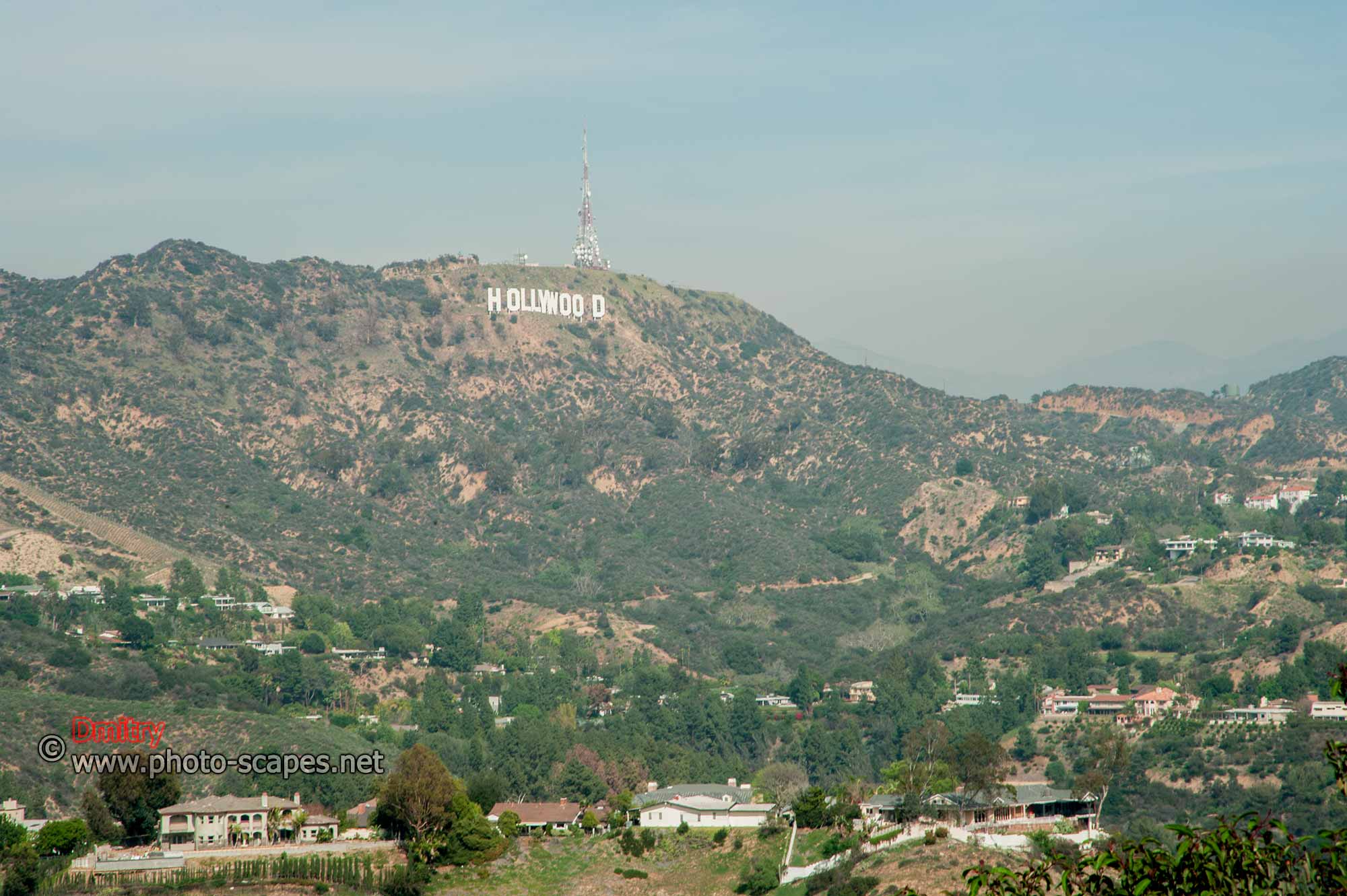 Надпись Голливуд в Лос-Анджелесе